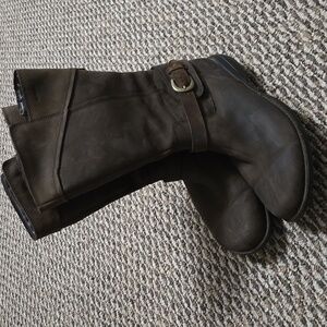 Women's merrell waterproof boots Size 11